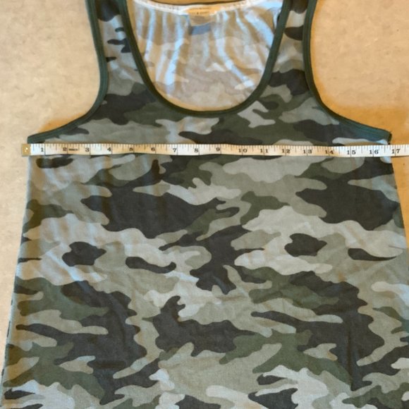 Lucky Brand Camouflage Tank Top Women's size S - Picture 3 of 6